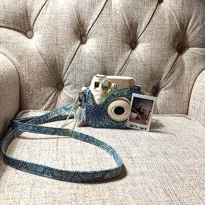 FUJIFILM Instax mini 7s: Case included